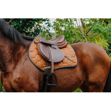 Tapis de selle Equithème Quadri Camel Marron
