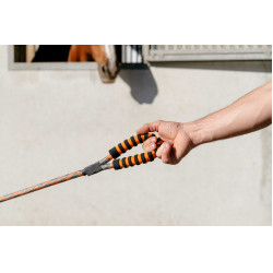 Laisse pour chien avec poignée Equithème Haspen Noir / poignée orange Laisse pour chien avec poignée Equithème Haspen Noir / poignée orange