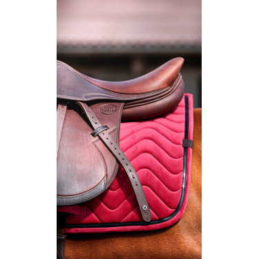 Tapis de selle Equithème Glossy Framboise Rouge Tapis de selle Equithème Glossy Framboise Rouge