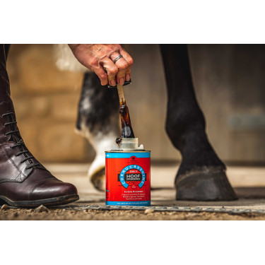 Huile pour sabots Carr & Day & Martin Hoof Dressing Cornucrescine Huile pour sabots Carr & Day & Martin Hoof Dressing Cornucrescine