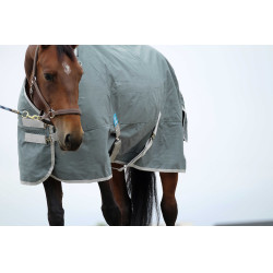 Couverture Equithème Tyrex 600D recyclée Couverture Equithème Tyrex 600D recyclée