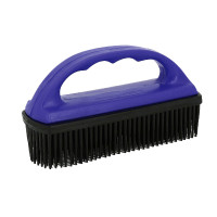 Brosse en caoutchouc pour tapis