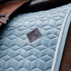 Tapis de selle Velvet jumping Kentucky Bleu clair