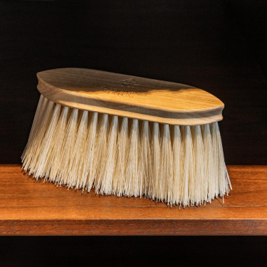 Brosse classique en bois longue douce Grooming Deluxe Brosse classique en bois longue douce Grooming Deluxe
