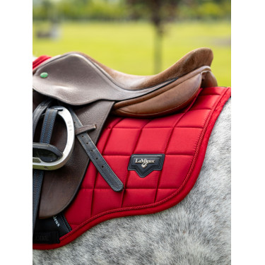 Tapis de selle LeMieux Loire Square mixte Chilli Rouge Tapis de selle LeMieux Loire Square mixte Chilli Rouge