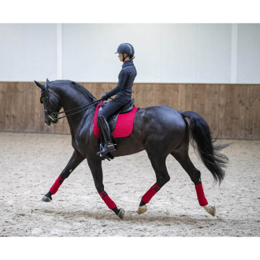 Tapis LeMieux Suede Dressage Square Chilli Rouge
