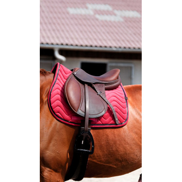 Tapis de selle Equithème Glossy Framboise Rouge Tapis de selle Equithème Glossy Framboise Rouge