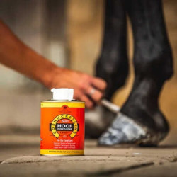 Huile pour sabots Carr & Day & Martin Daily Hoof Moisturiser Cornucrescine