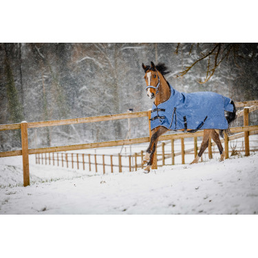 Couverture Equithème Tyrex Aisance 1200D High Neck Bleu cobalt Couverture Equithème Tyrex Aisance 1200D High Neck Bleu cobalt