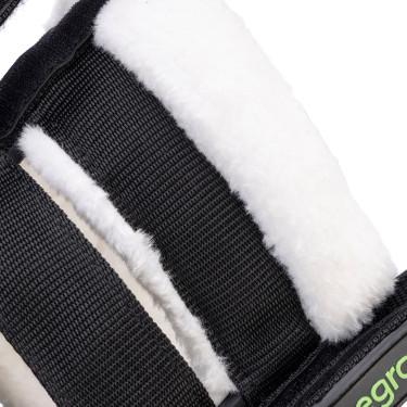Panier de pâturage amovible AirFlow Deluxe noir Shires FreeGraze