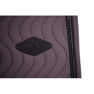Tapis de selle d’équitation Pénélope Swell – cheval Tapis de selle d’équitation Pénélope Swell – cheval