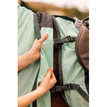 Couverture anti-mouches pour monter à cheval Horze Paso Fino avec couvre-cou amovible et protection UV Vert ruisseau Couverture anti-mouches pour monter à cheval Horze Paso Fino avec couvre-cou amovible et protection UV Vert ruisseau
