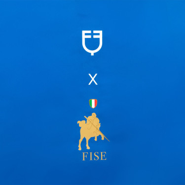 Tenture de box long Equestro x FISE avec logo brodé Bleu de savoie Tenture de box long Equestro x FISE avec logo brodé Bleu de savoie