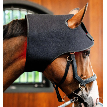 Bonnet LED thérapie rouge pour cheval – Horseware | Equi-Clic