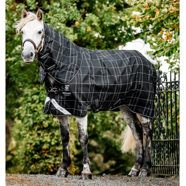 Couverture Horseware Rhino Turnout Poney Bundle avec liner 0g et 200g Carreaux noir / noir & blanc Motifs Couverture Horseware Rhino Turnout Poney Bundle avec liner 0g et 200g Carreaux noir / noir & blanc Motifs