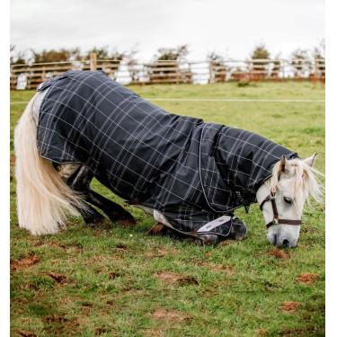 Couverture Horseware Rhino Turnout Poney Bundle avec liner 0g et 200g Carreaux noir / noir & blanc Motifs Couverture Horseware Rhino Turnout Poney Bundle avec liner 0g et 200g Carreaux noir / noir & blanc Motifs