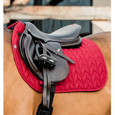 Tapis de selle Close Contact Amigo Horseware Mûre Bordeaux