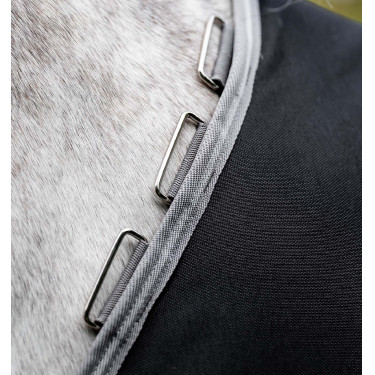 Couverture Horseware Amigo 1200D XL Turnout 50g Noir / gris titane / argent Couverture Horseware Amigo 1200D XL Turnout 50g Noir / gris titane / argent