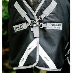 Couverture Horseware Amigo Bravo 12 XL 0g 1200D Noir / gris titanium / argent Couverture Horseware Amigo Bravo 12 XL 0g 1200D Noir / gris titanium / argent