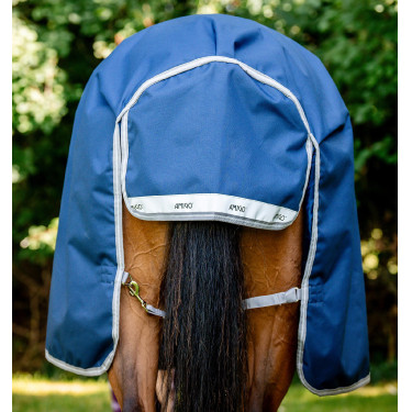 Couverture Horseware High Neck Amigo® Bravo 12 Original 250g 1200D Marine / gris titanium / argent Bleu marine Couverture Horseware High Neck Amigo® Bravo 12 Original 250g 1200D Marine / gris titanium / argent Bleu marine