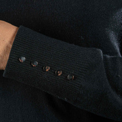 Pull col V Nostava Flags & Cup Pull col V Nostava Flags & Cup