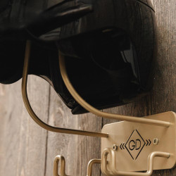 Support de Casque d'Équitation en Acier - Grooming Deluxe Support de Casque d'Équitation en Acier - Grooming Deluxe