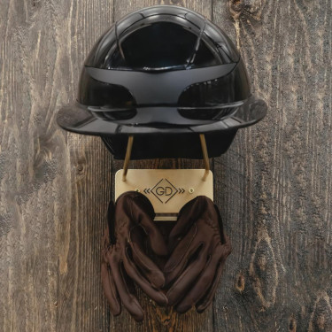 Support de Casque d'Équitation en Acier - Grooming Deluxe Support de Casque d'Équitation en Acier - Grooming Deluxe