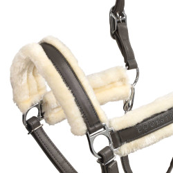 Licol Equestro en polypropylène avec rembourrage en mouton synthétique
