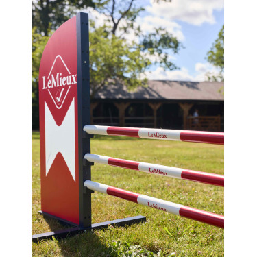 Obstacle Hobby Horse LeMieux Chilli Rouge Obstacle Hobby Horse LeMieux Chilli Rouge