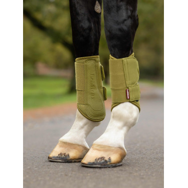 Guêtres d'équitation ventilées LeMieux Arika Mesh