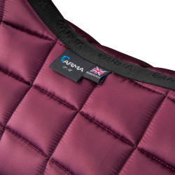 Tapis de selle de dressage Eltar Satin Shires Arma Noir cerise Tapis de selle de dressage Eltar Satin Shires Arma Noir cerise