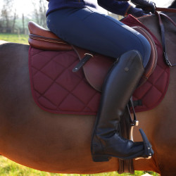 Tapis de selle équitation Comfort Lite Shires Arma