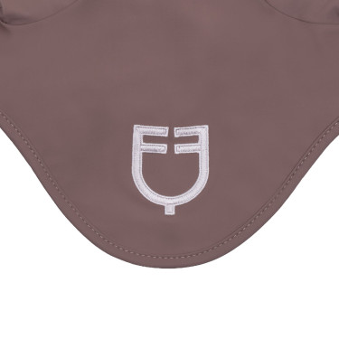 Bonnet en tissu technique avec logo contrasté Equestro Antler / violet feutré Bonnet en tissu technique avec logo contrasté Equestro Antler / violet feutré