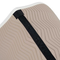 Tapis de saut matelassé à vagues Equestro Cobblestone / blanc antique Tapis de saut matelassé à vagues Equestro Cobblestone / blanc antique