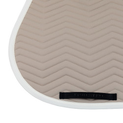 Tapis de saut matelassé à vagues Equestro Cobblestone / blanc antique Tapis de saut matelassé à vagues Equestro Cobblestone / blanc antique