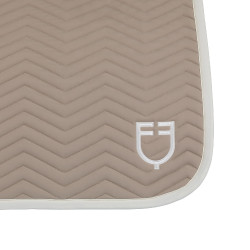 Tapis de dressage matelassé à vagues Equestro Cobblestone / blanc antique