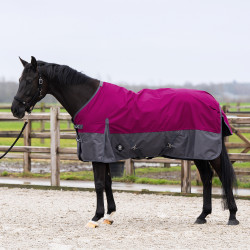 Couverture de paddock Imperial Riding Limited Summer avec couvre-cou Framboise / gris Rouge Couverture de paddock Imperial Riding Limited Summer avec couvre-cou Framboise / gris Rouge