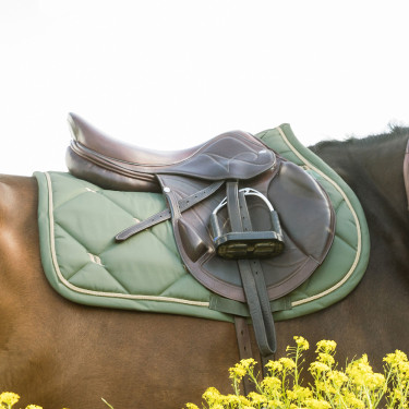 Tapis de Selle Dressage Night Collection Back On Track Tapis de Selle Dressage Night Collection Back On Track