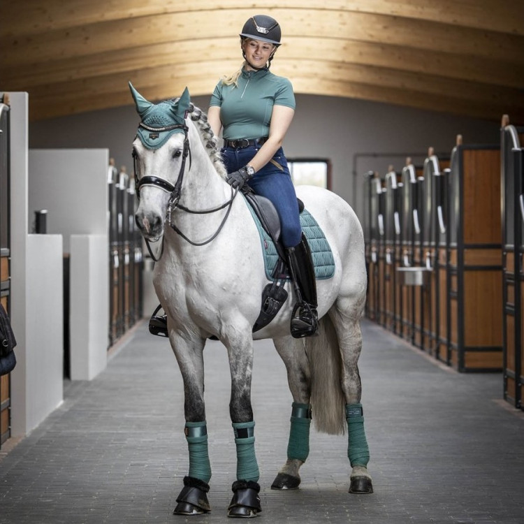 Tapis dressage LeMieux Carbon Mesh Square Tapis dressage LeMieux Carbon Mesh Square