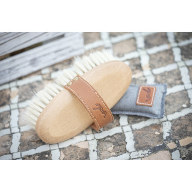 Brosse Pénélope Poils doux petit modèle Brosse Pénélope Poils doux petit modèle