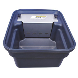 Abreuvoir Polybac 30 M simple avec rebord à cordon et support de fixation La Gée Abreuvoir Polybac 30 M simple avec rebord à cordon et support de fixation La Gée