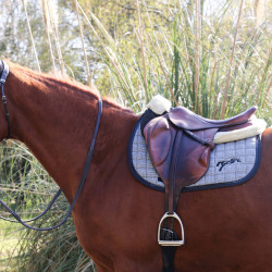 Tapis de selle Pénélope Classique Pied de poule Multi-couleurs Tapis de selle Pénélope Classique Pied de poule Multi-couleurs