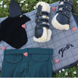 Tapis de selle Pénélope Classique Pied de poule Multi-couleurs Tapis de selle Pénélope Classique Pied de poule Multi-couleurs