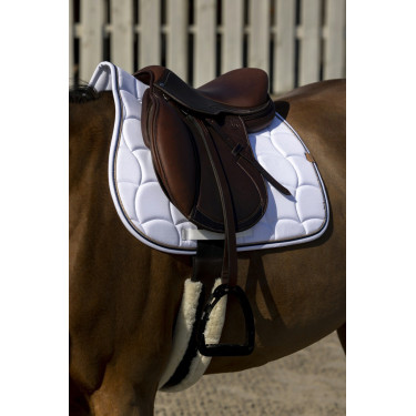 Tapis de selle Equithème Shiny Tapis de selle Equithème Shiny