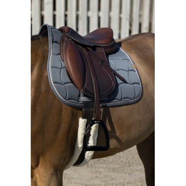 Tapis de selle Equithème Shiny Tapis de selle Equithème Shiny