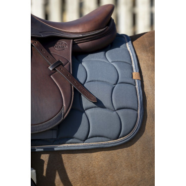 Tapis de selle Equithème Shiny Tapis de selle Equithème Shiny