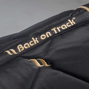 Tapis de Selle Dressage Night Collection Back On Track Tapis de Selle Dressage Night Collection Back On Track