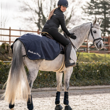 Couvre-reins imperméable Back on Track® Sammy Couvre-reins imperméable Back on Track® Sammy