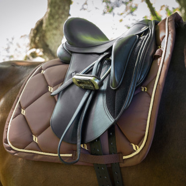 Tapis de Selle Dressage Night Collection Back On Track Tapis de Selle Dressage Night Collection Back On Track