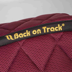 Tapis De Selle Airflow 3D Mesh Dressage Back on Track Bordeaux Tapis De Selle Airflow 3D Mesh Dressage Back on Track Bordeaux